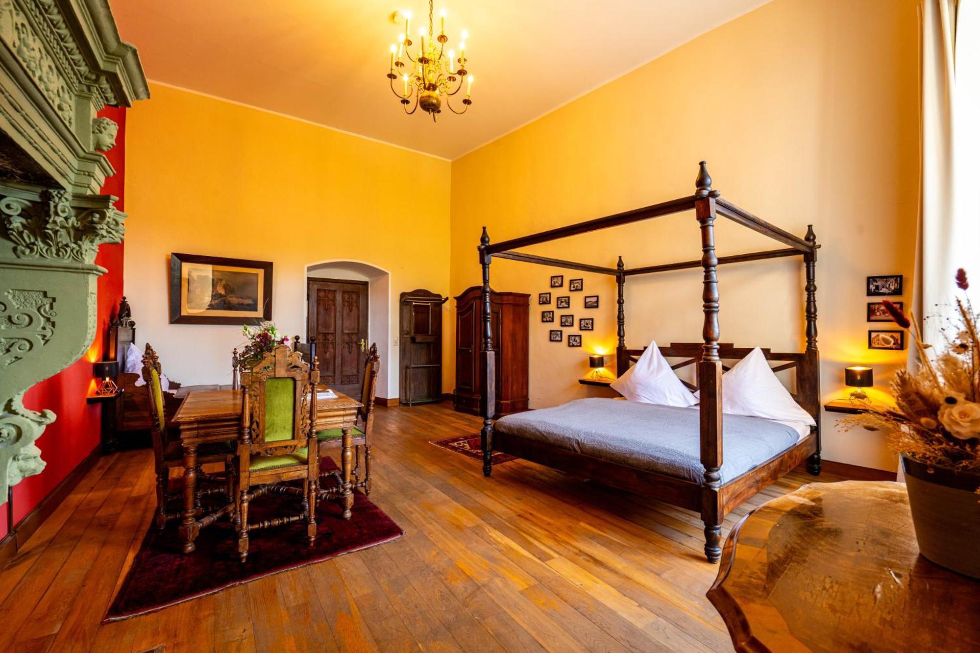 Schloss Arenfels Hotel *